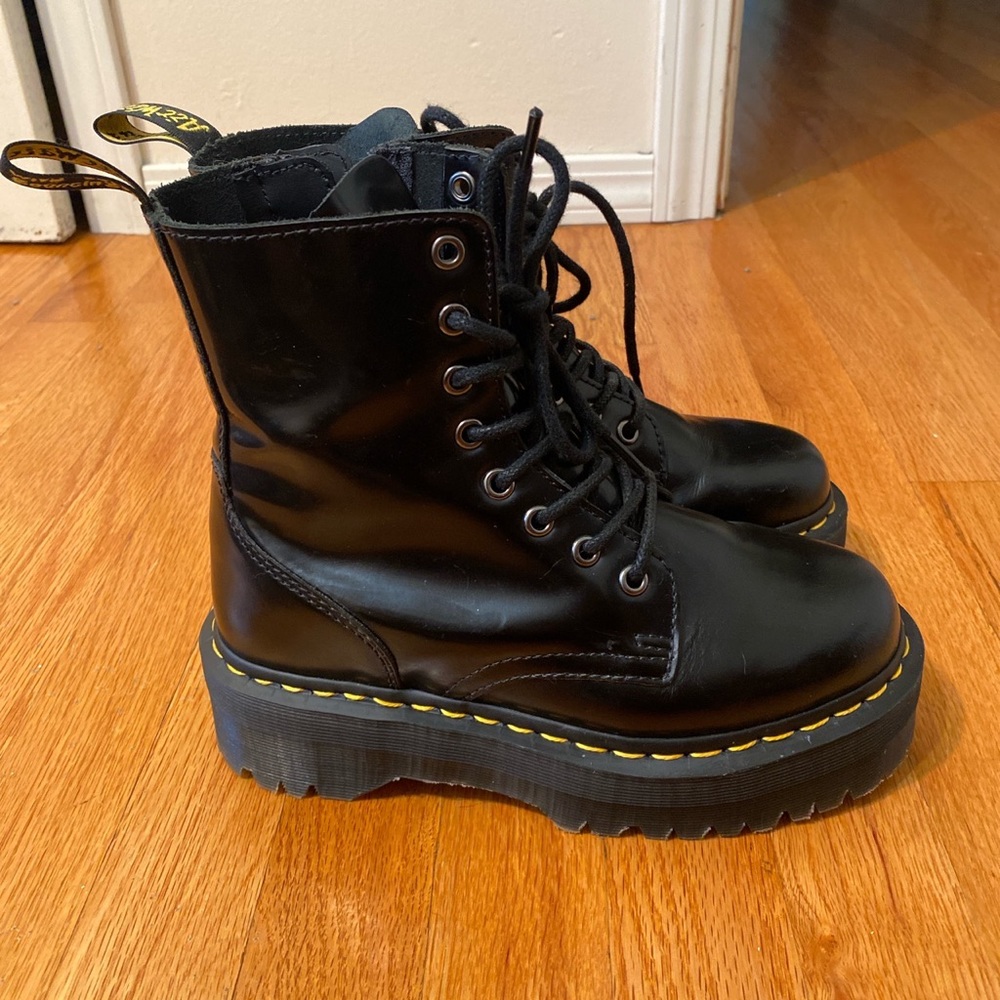 Dr. Martens Jadon Platform Smooth Leather Size 6